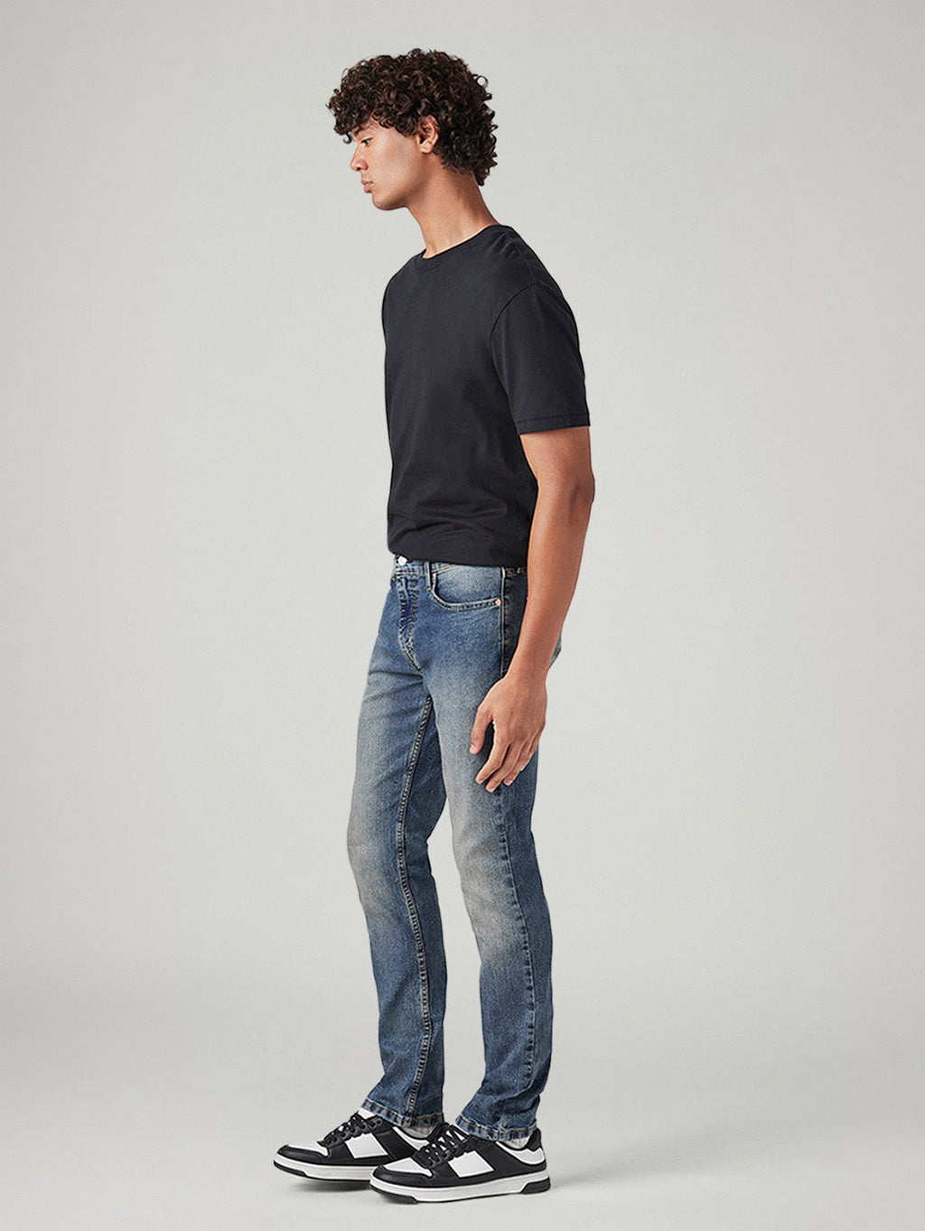 Men's 511 Blue Slim Fit Mid Rise Tinted Jeans