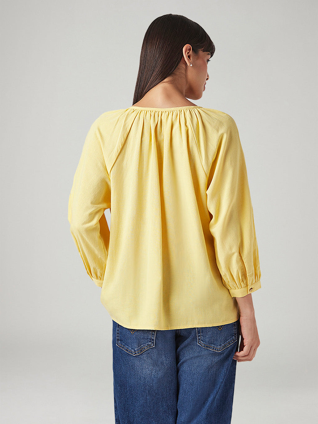 Women's Solid Regular Fit Linen Top