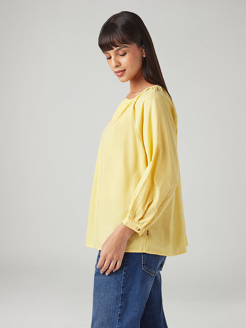 Women's Solid Regular Fit Linen Top