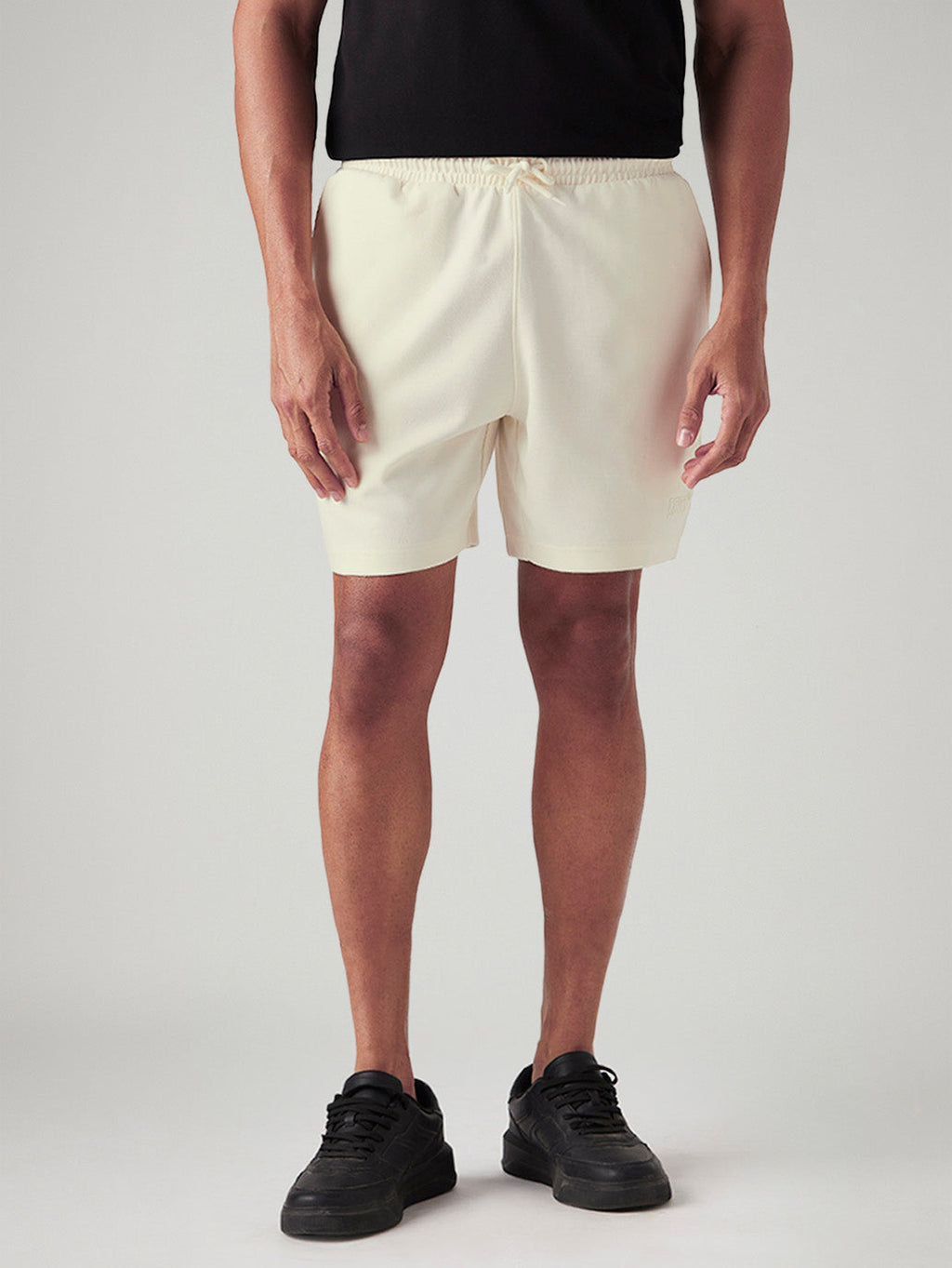 Men's Off White Regular Fit Mid Rise Shorts