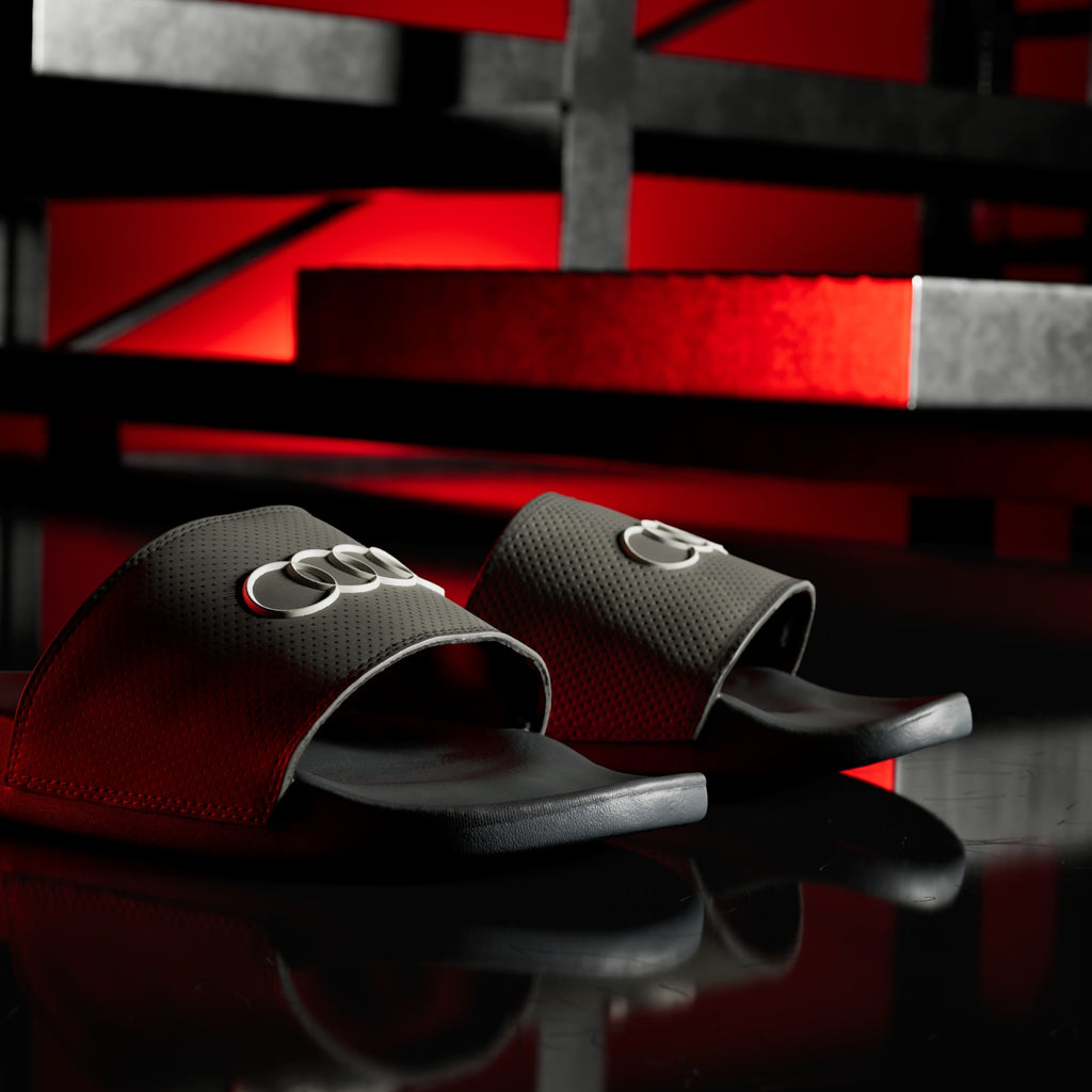 ADILETTE COMFORT AUDI REVOLUT F1 TEAM SLIDES