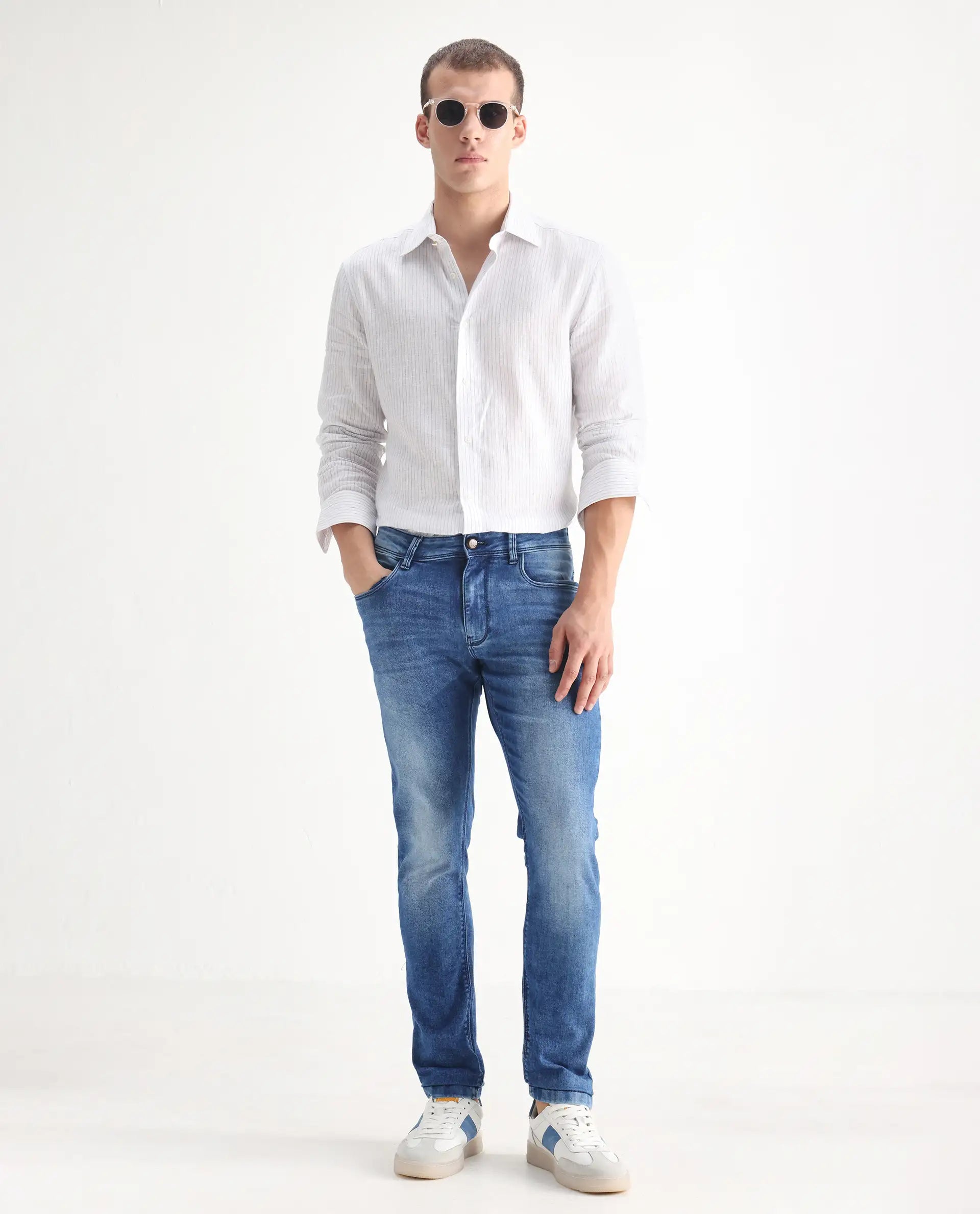 Rare Rabbit Men's Arbok Blue Cotton Plain Hawk Slim Fit Jeans