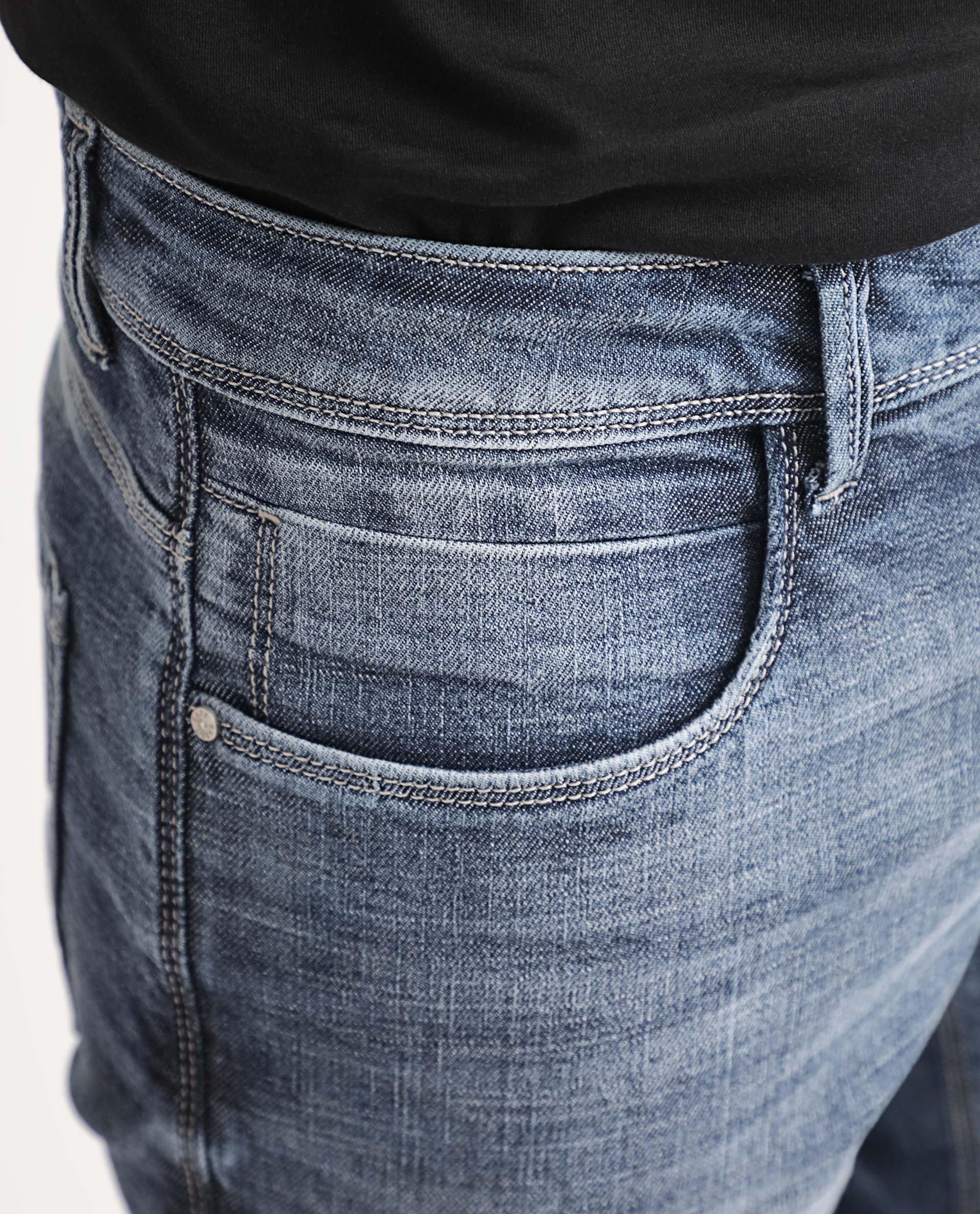 Rare Rabbit Men's Arten Blue Cotton Plain Hawk Slim Fit Jeans