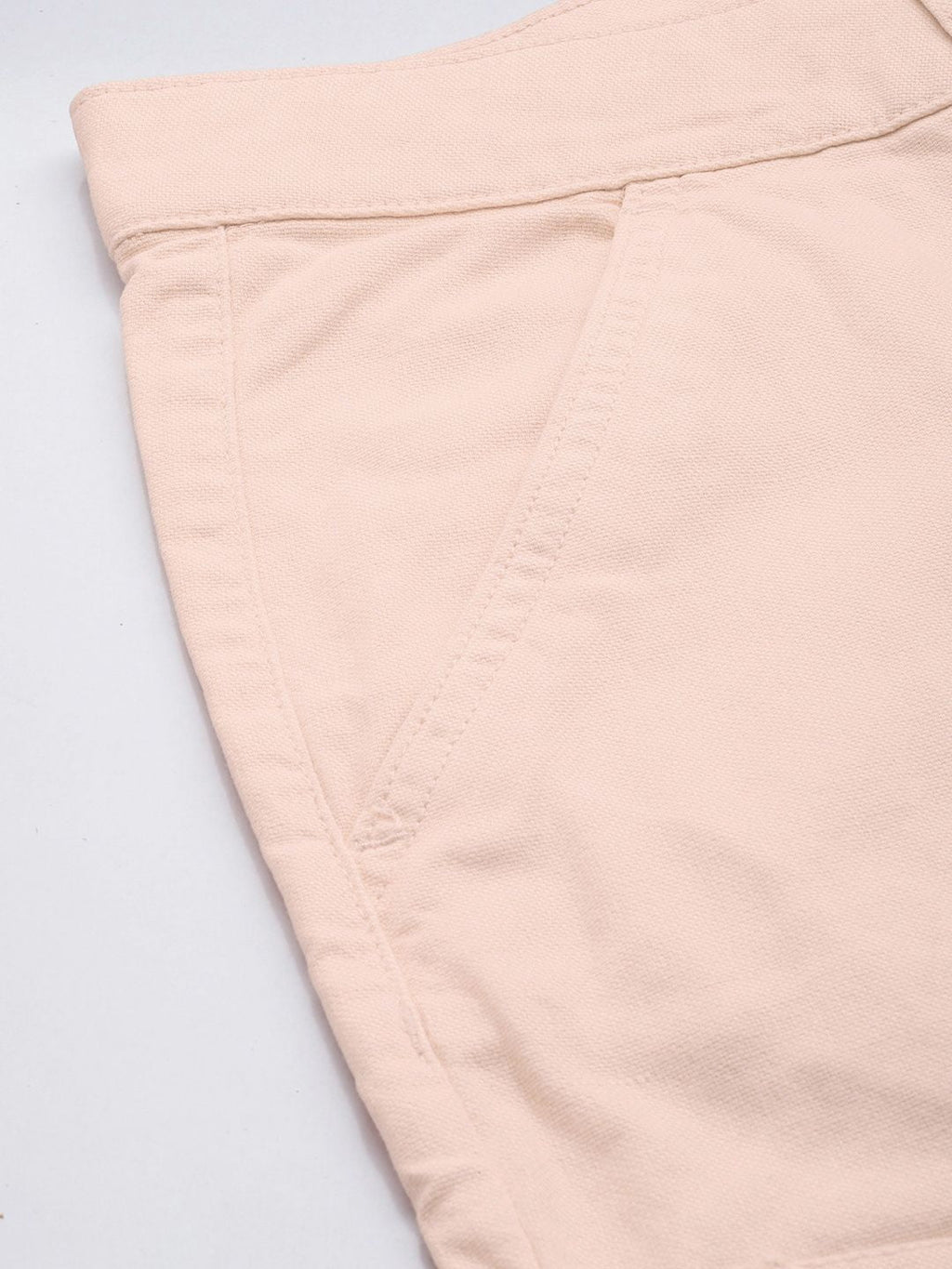 Men's Mellow Peach Relaxed Fit Solid Utility Shorts