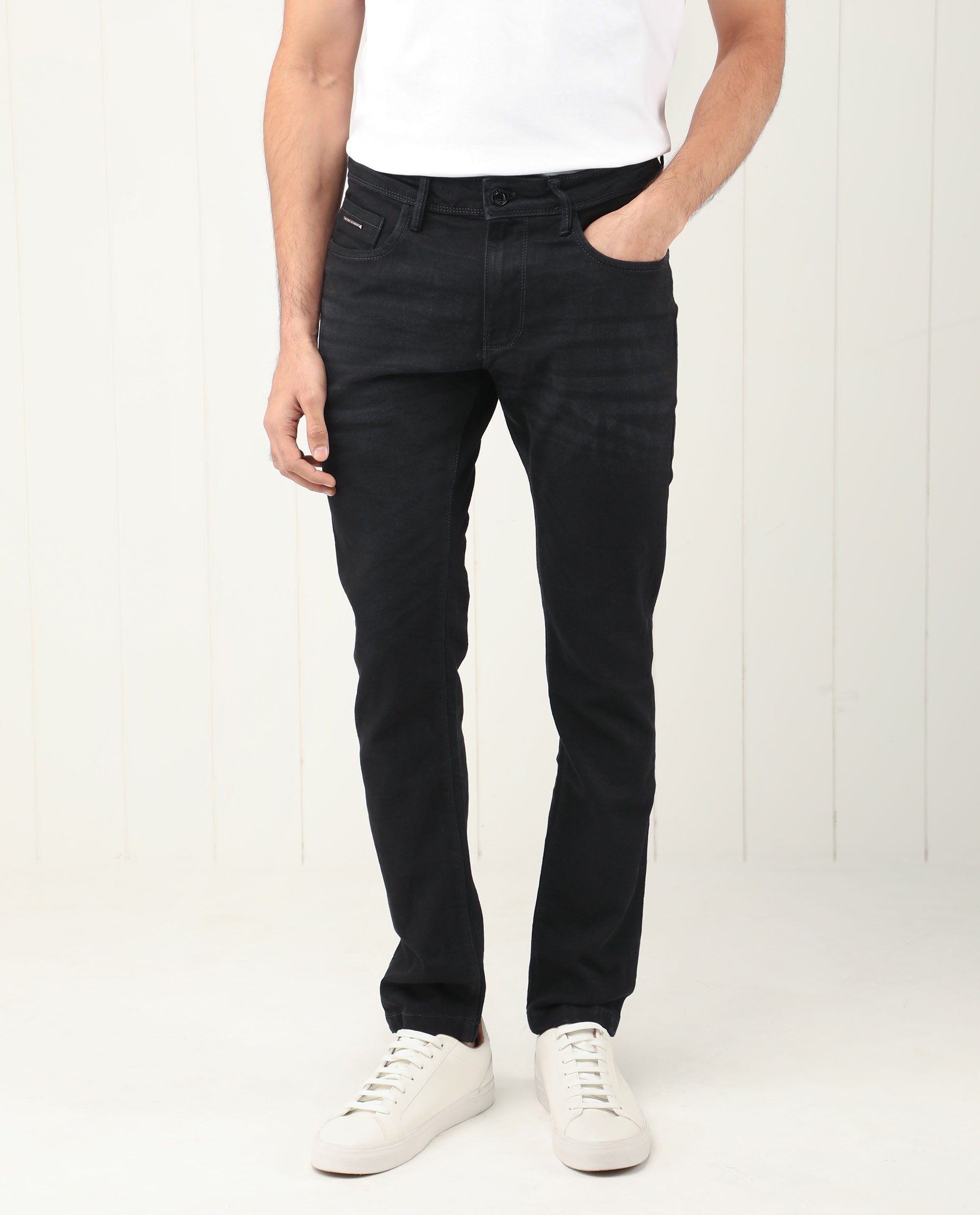 Rare Rabbit Men's Benoit Black Cotton Plain Hawk Slim Fit Jeans
