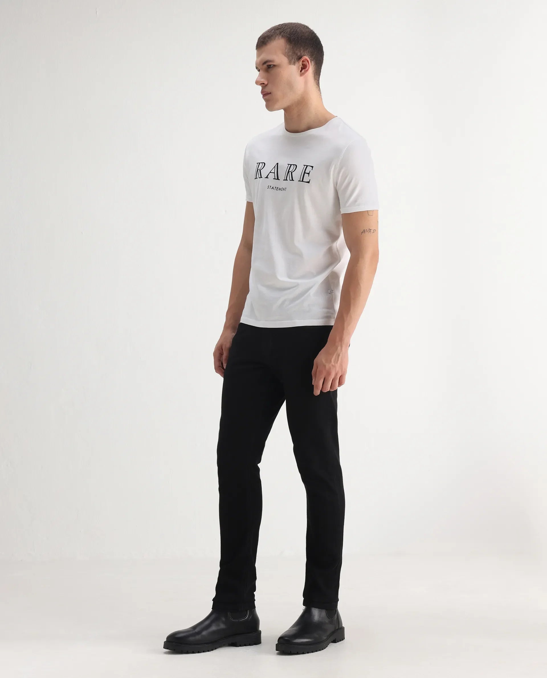 Rare Rabbit Men's Divi Black Cotton Plain Hawk Slim Fit Jeans