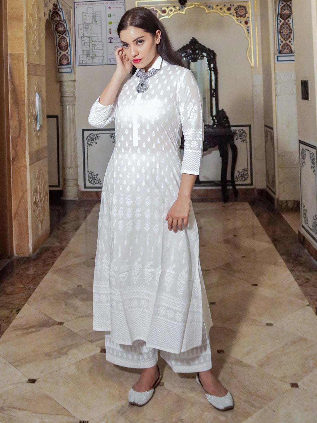 Divena White Khari Print Cotton Kurti With Palazzo Set