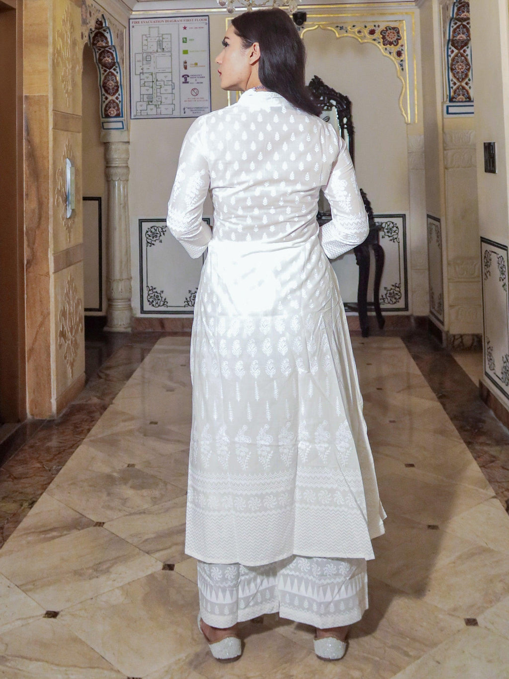 Divena White Khari Print Cotton Kurti With Palazzo Set