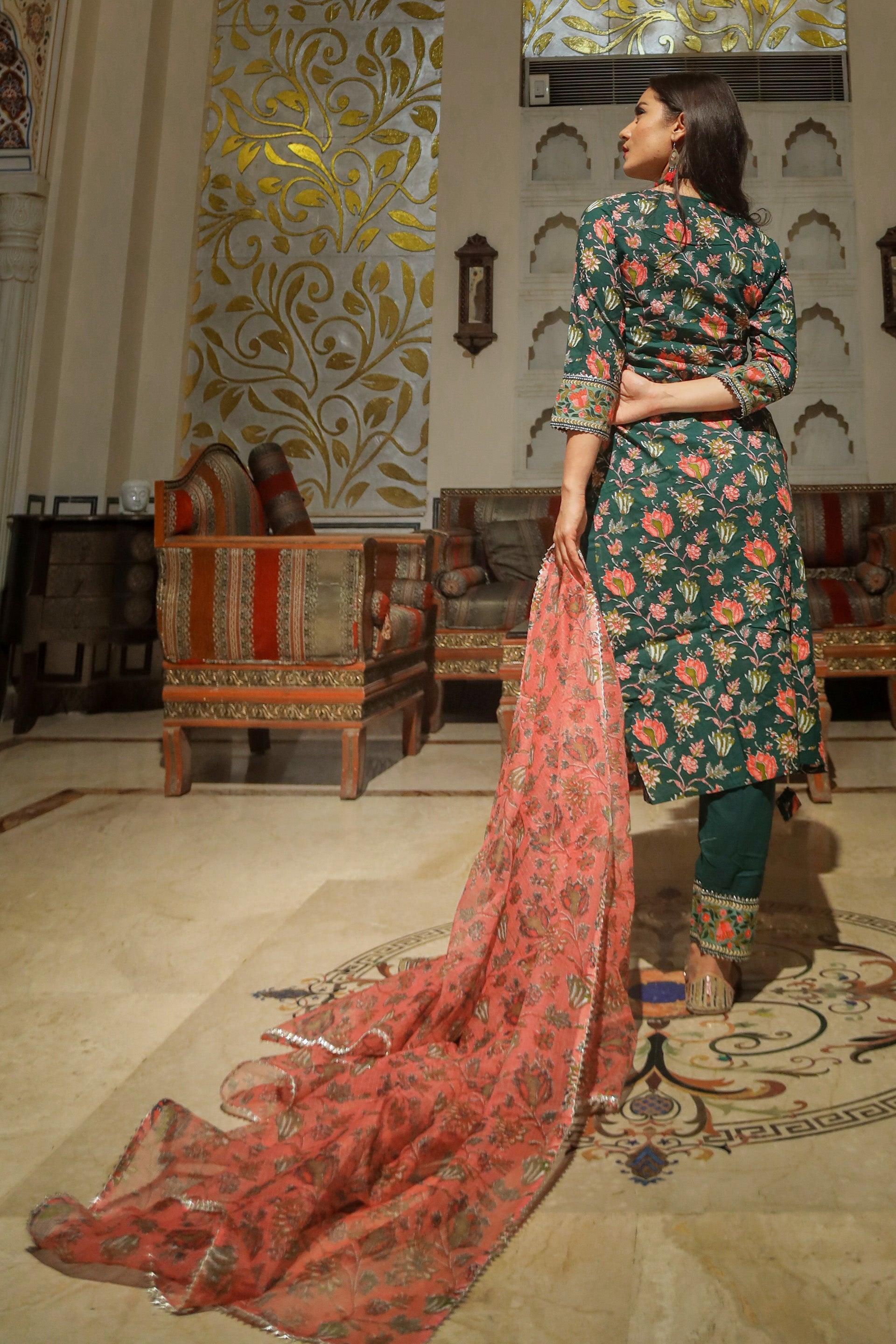 Divena Green Floral Printed Kurta Pant Set with Dupatta