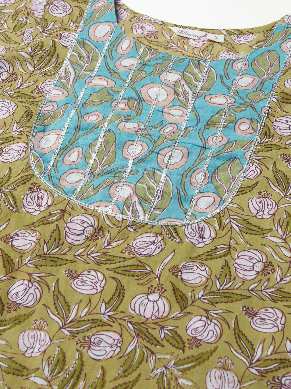 Divena Pastel green Floral Printed Cotton kurta Pant Set