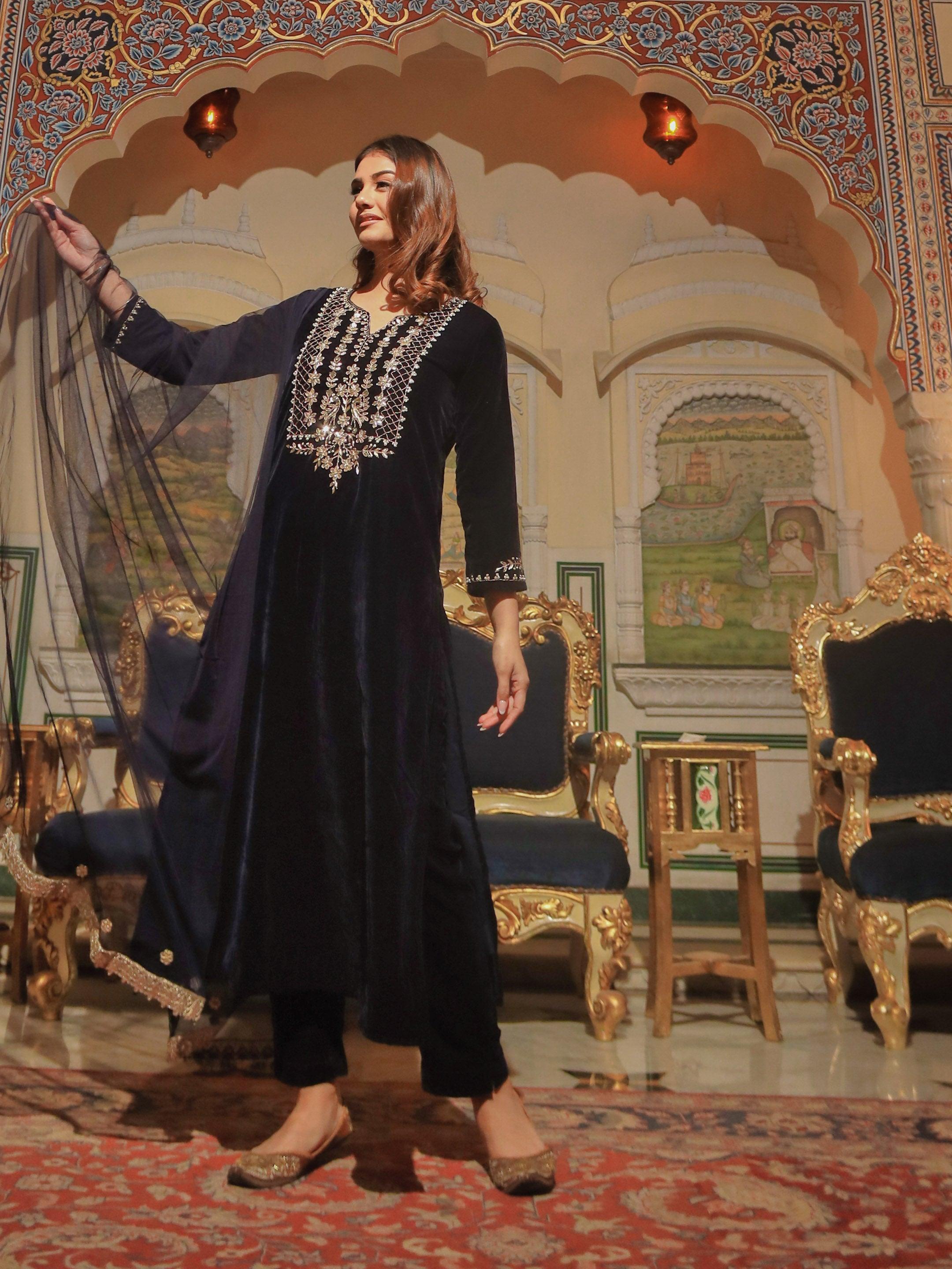 Divena Royal Navy Blue Velvet Zardozi work Embroidered Kurta Pant With Net Dupatta set