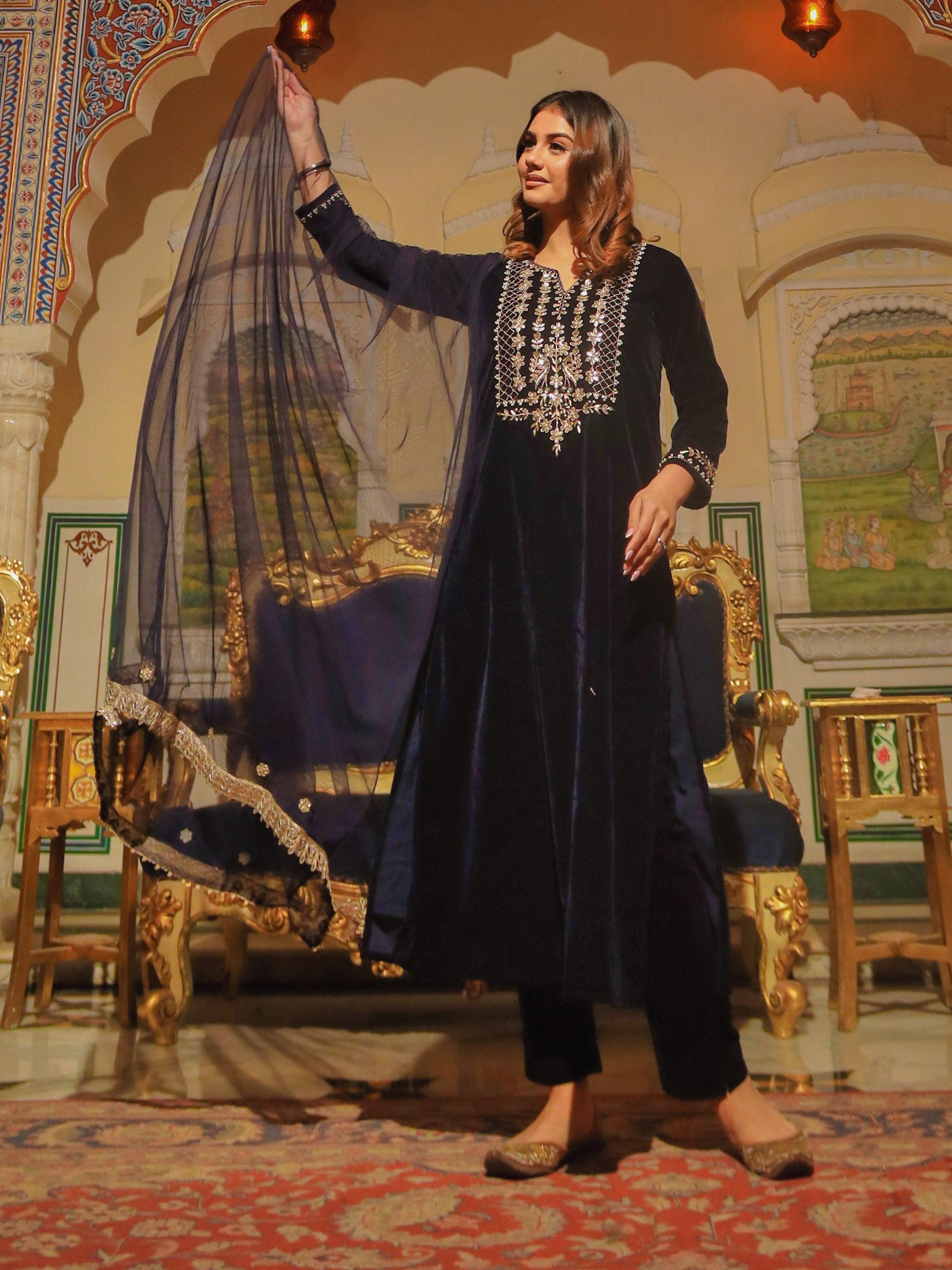 Divena Royal Navy Blue Velvet Zardozi work Embroidered Kurta Pant With Net Dupatta set