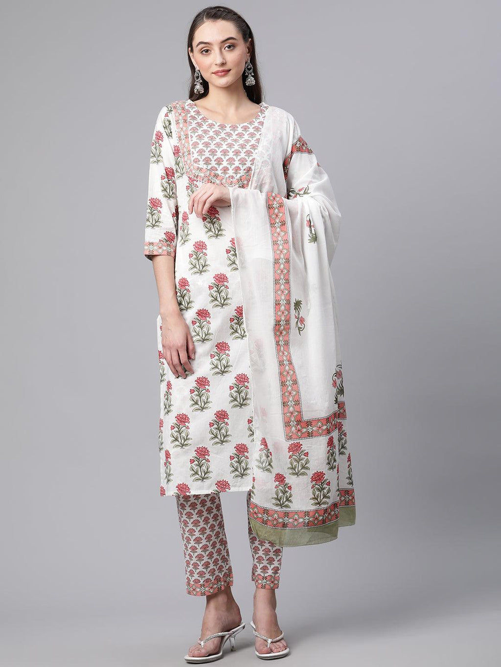 Divena White Floral Kurta pant set with Mulmul Dupatta
