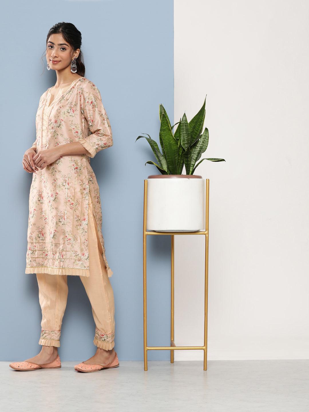 Divena Poly Chanderi floral Printed Kurta Pant Set with Organza Dupatta