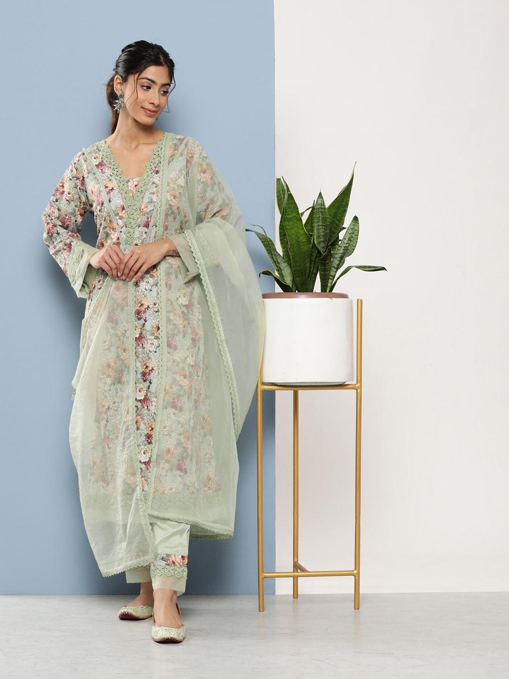 Divena Poly Chanderi Floral Printed Kurta Pant Set with Organza Dupatta