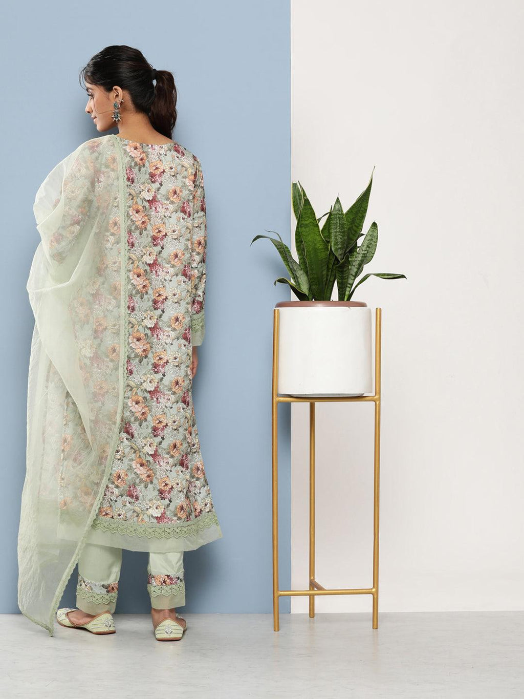 Divena Poly Chanderi Floral Printed Kurta Pant Set with Organza Dupatta