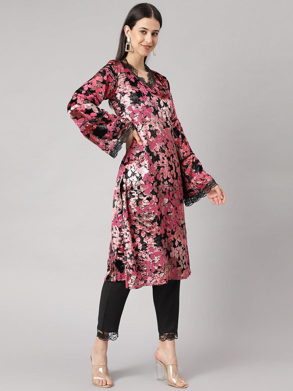 Divena Pink Burn out Velvet Kurta Harem Pant with Organza Dupatta