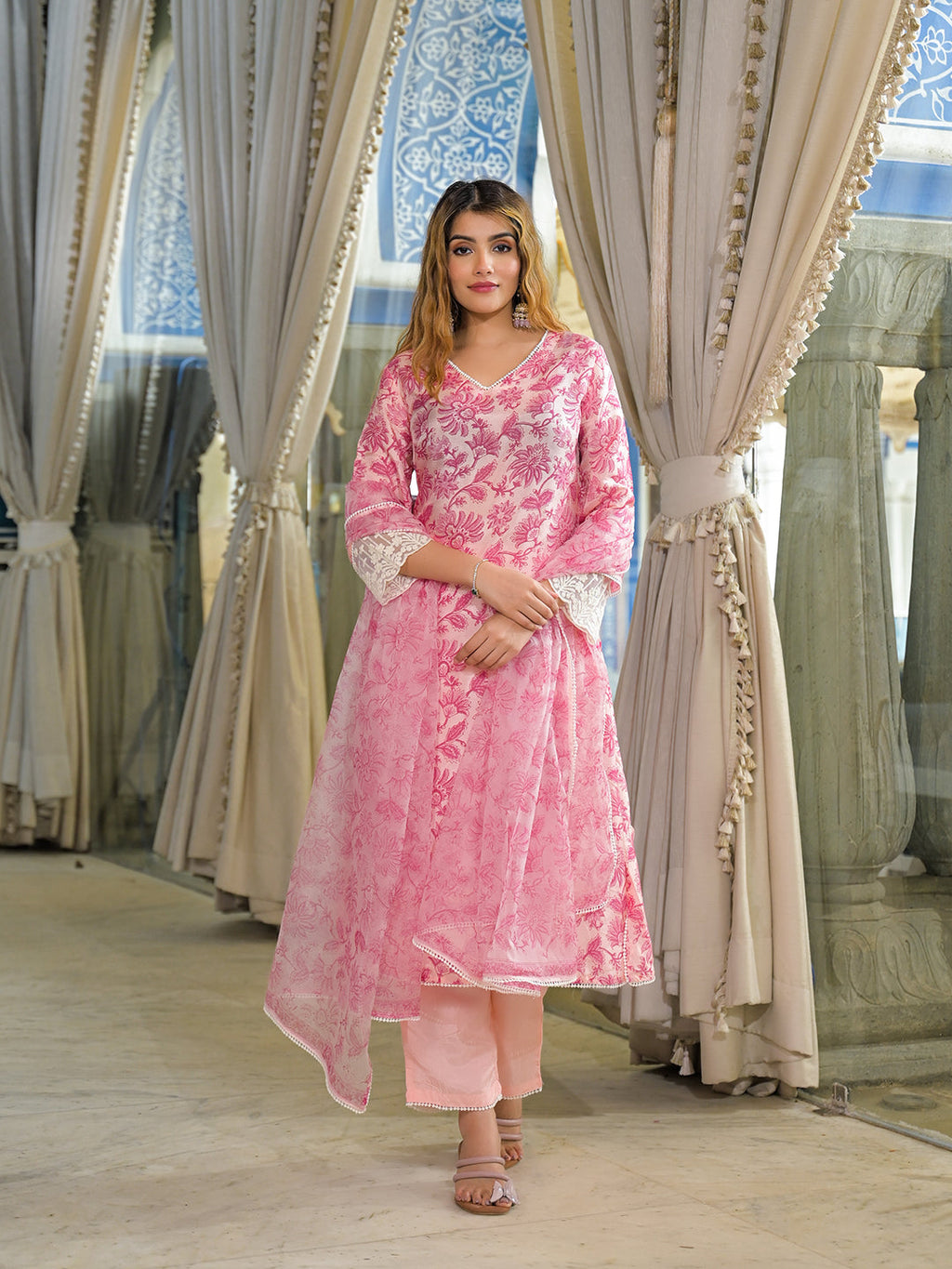 Divena Pink Hand Block Tussar Silk Straight Kurta Pant With Dupatta