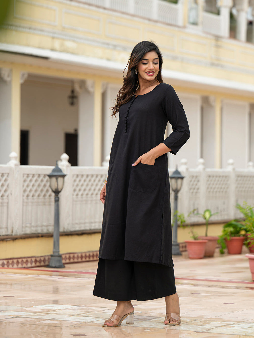 Divena Black Solid Cotton Kurta Palazzo Set