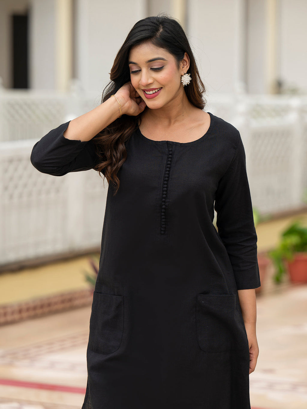Divena Black Solid Cotton Kurta Palazzo Set
