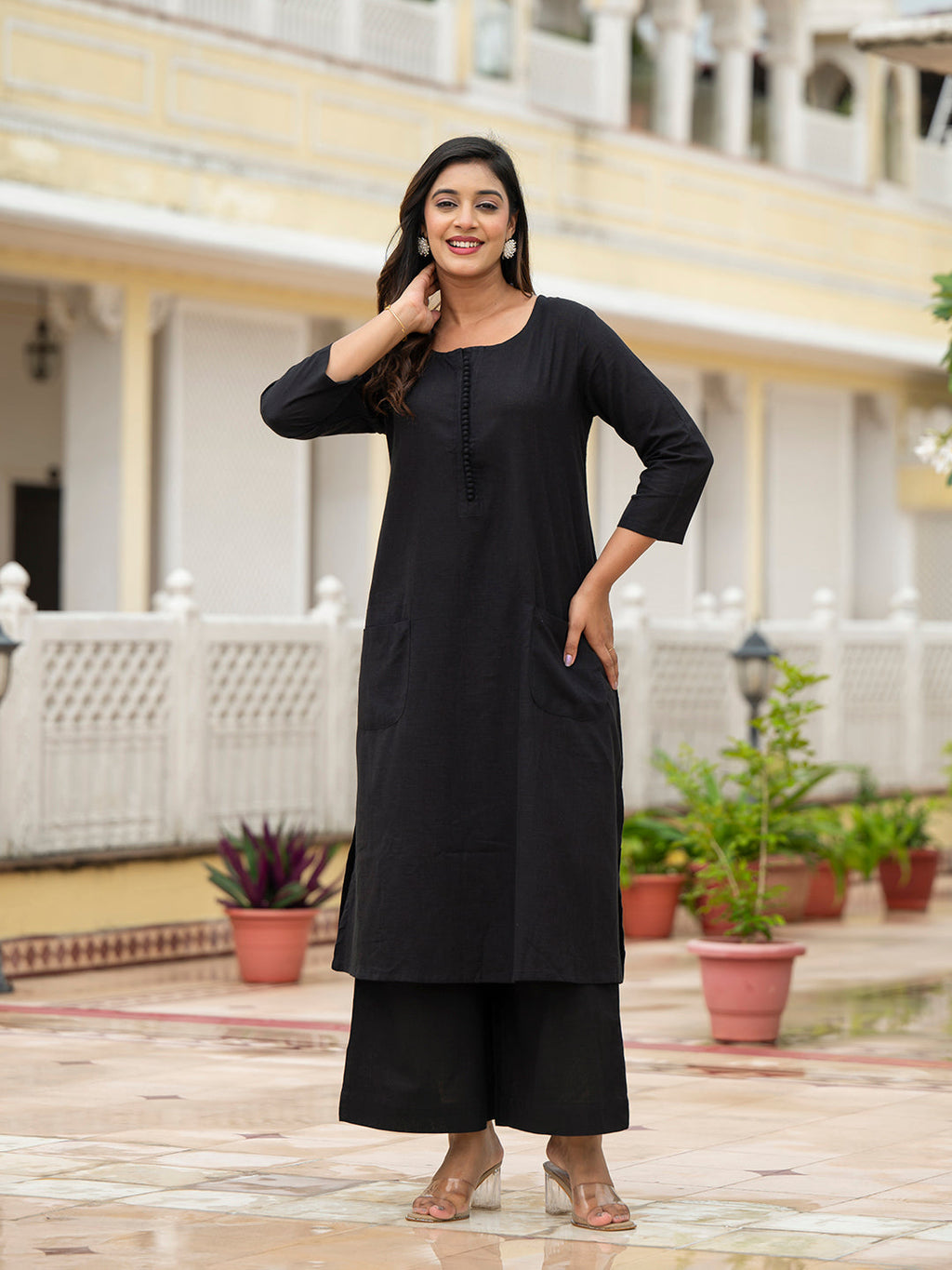 Divena Black Solid Cotton Kurta Palazzo Set