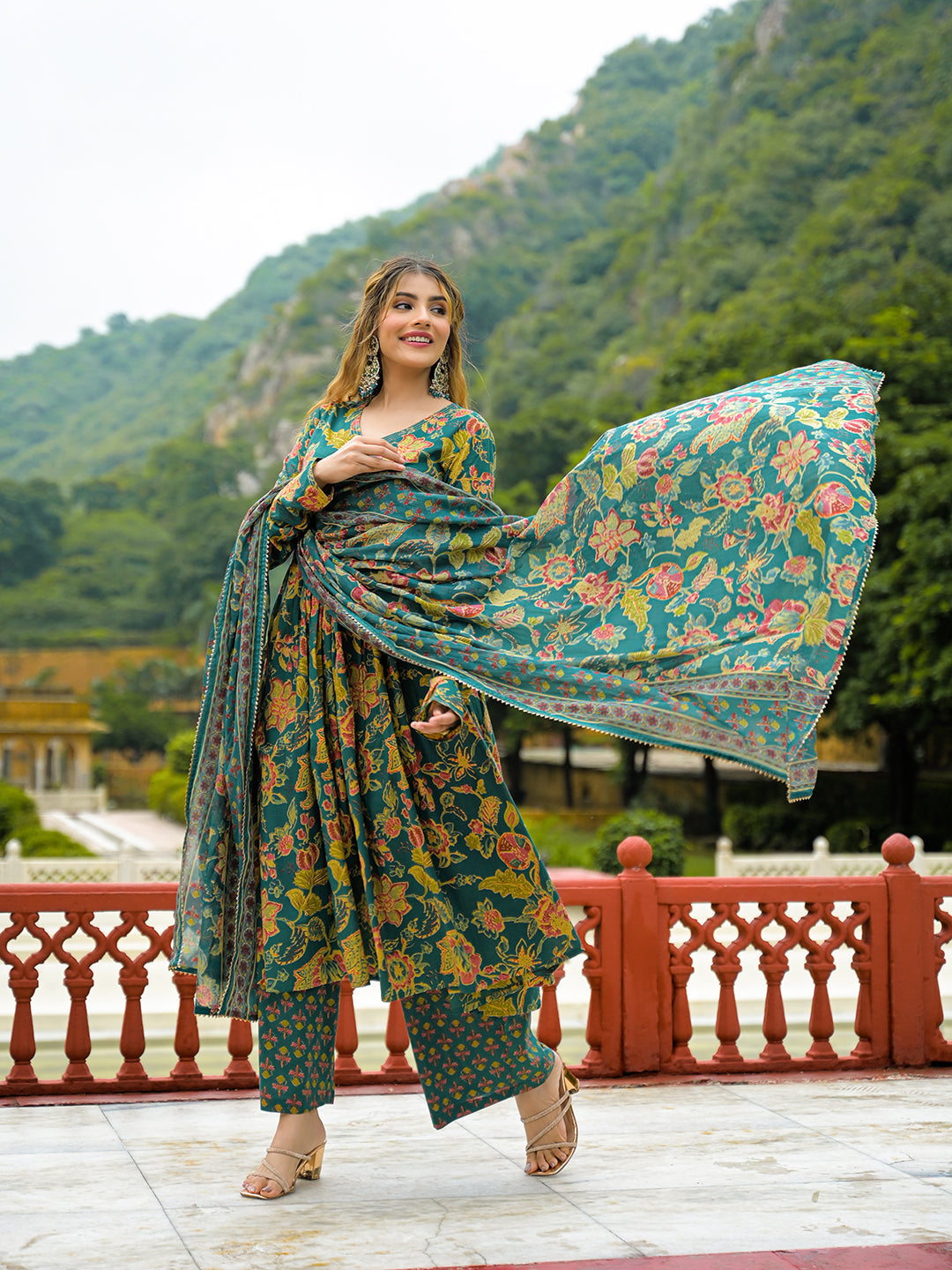 Divena Dark Green Cotton Straight Kurta Pant With Dupatta