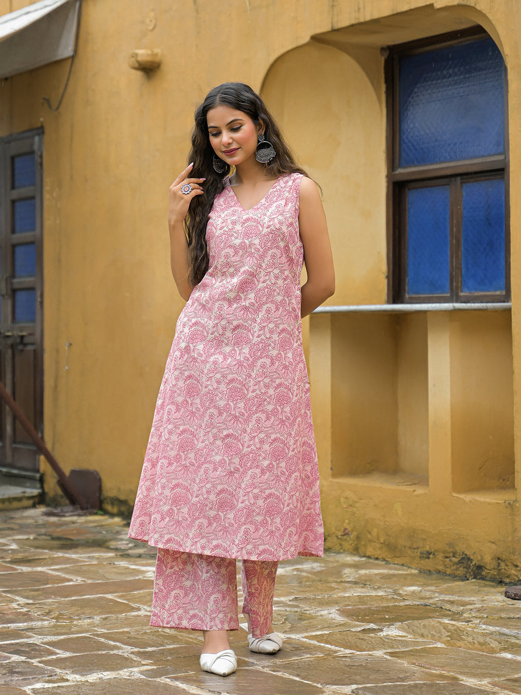 Divena Pink Floral Print A-Line Cotton Kurta Pant Sets