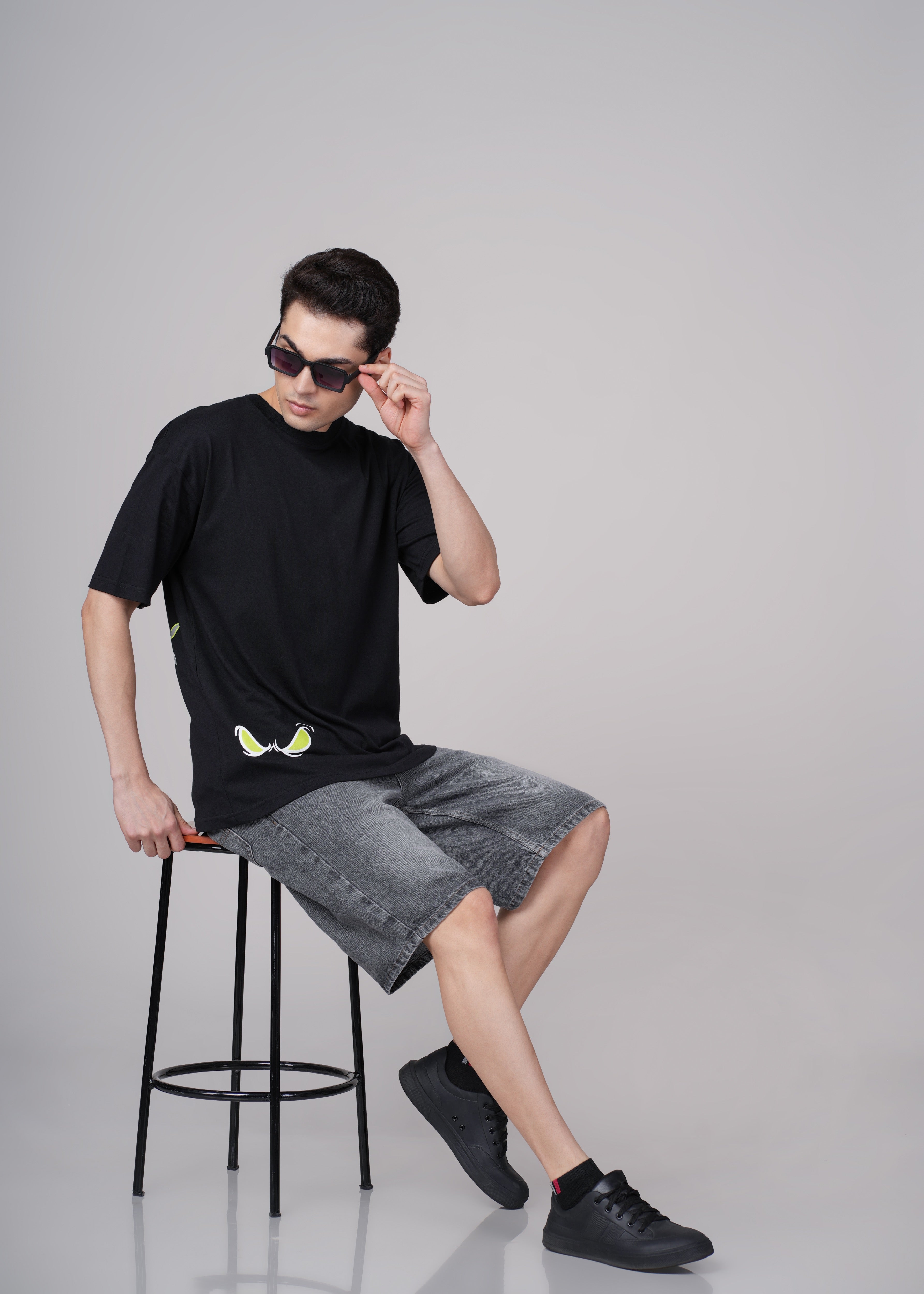 Men Black Graphic Cotton Oversized T-Shirt