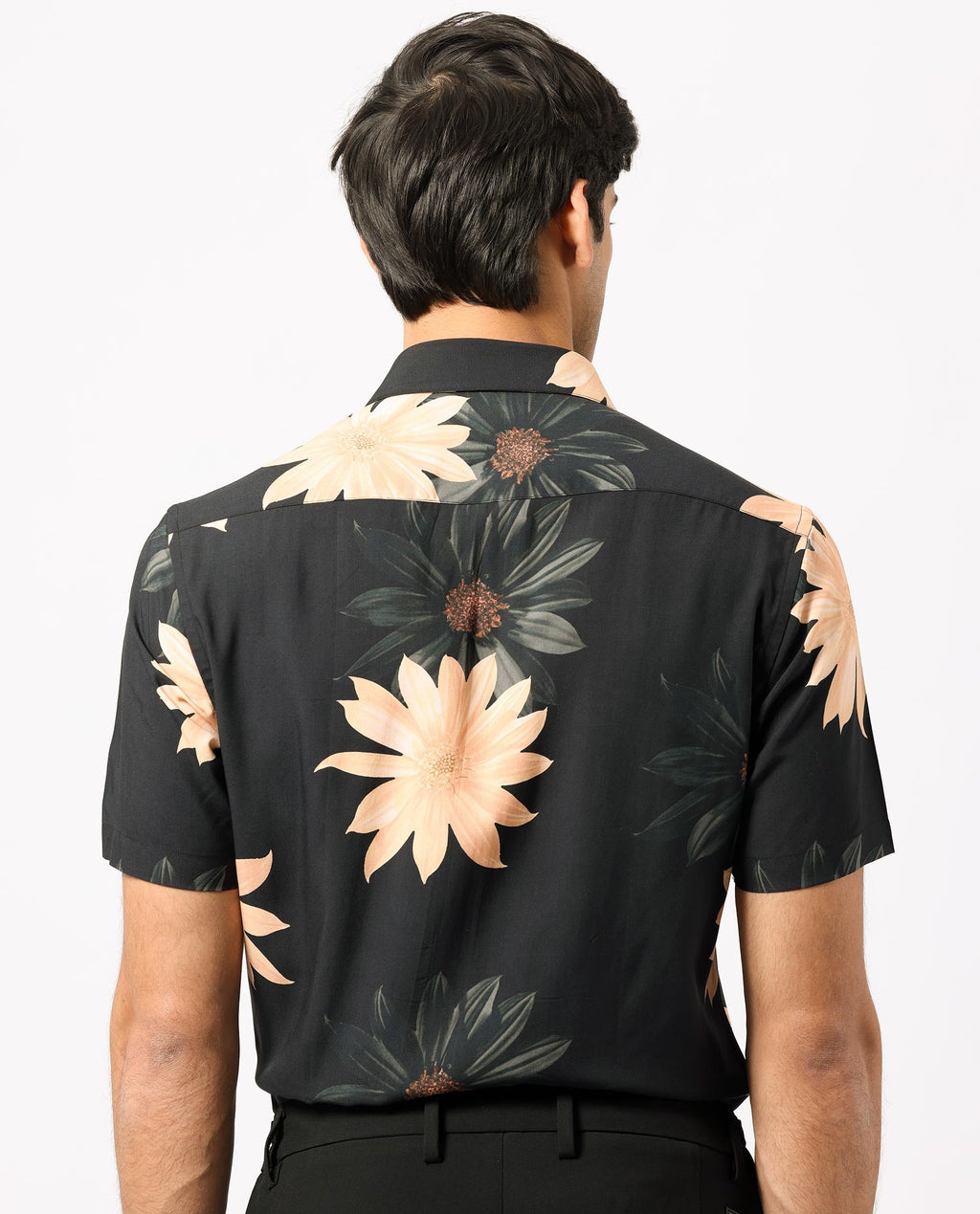 Rare Rabbit Men's Filch Black Floral Print Regular Fit Half Sleeve Collared Shirt
