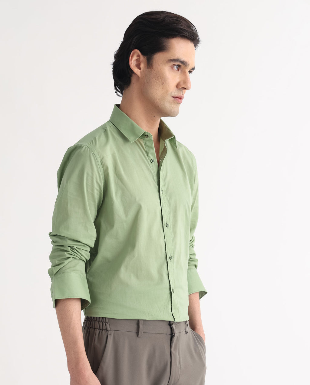 Rare Rabbit Men's Fullslee Green Cotton Plain Tailored Fit Full Sleeve Collared Shirt