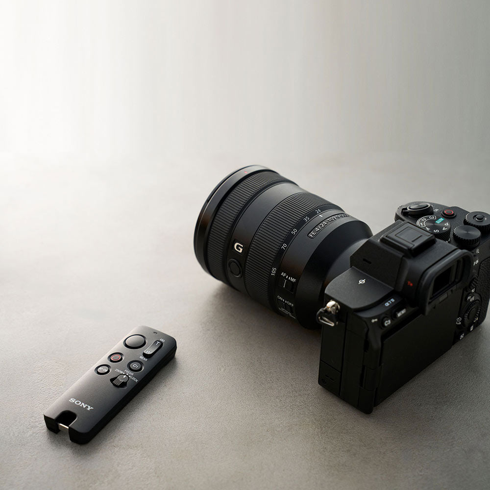 Sony RMT-VP2 Wireless Remote Commander | Small | Easy to Operate | Remote Shooting - Black