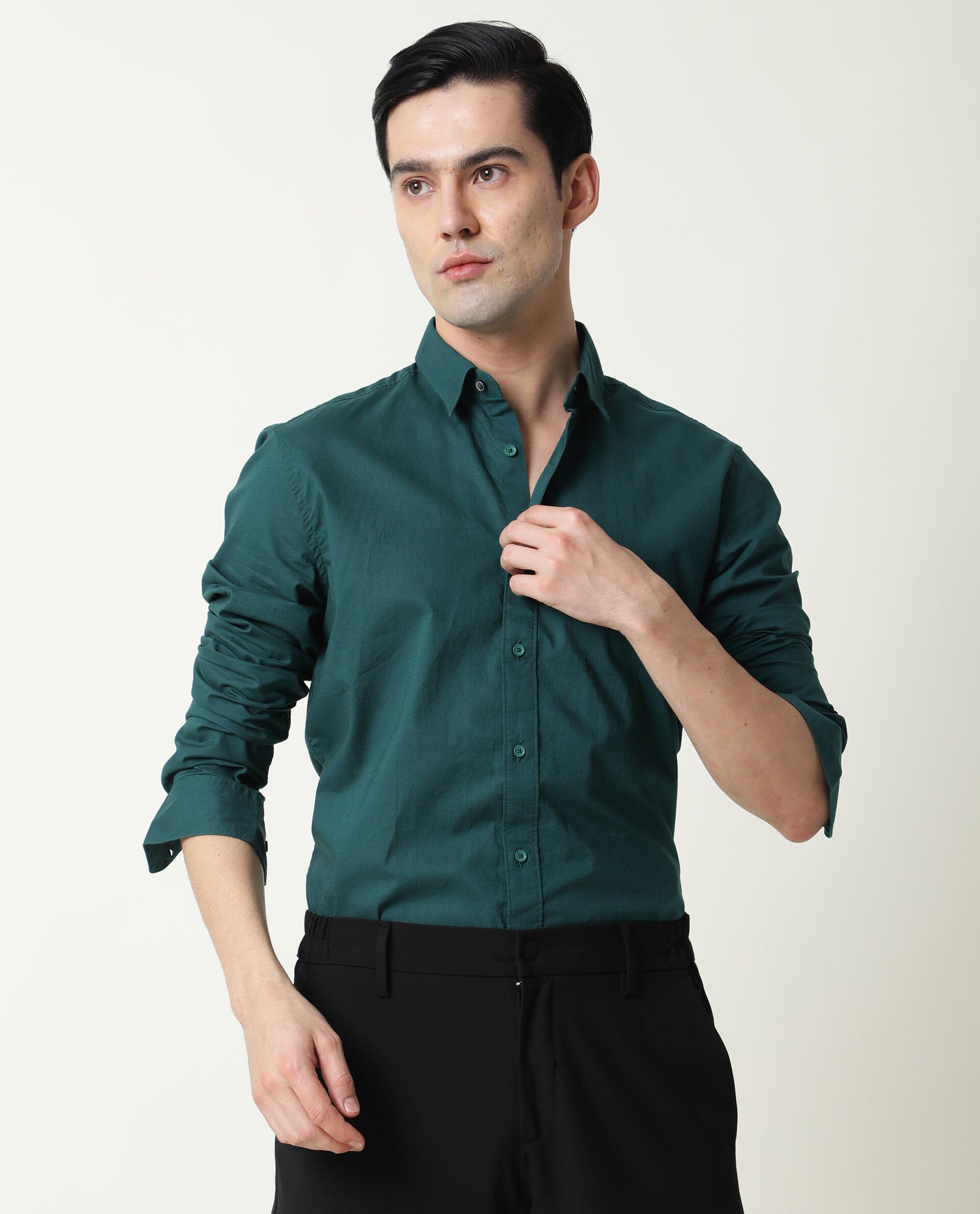 Rare Rabbit Men's Fullslee Petrol Cotton Plain Tailored Fit Full Sleeve Collared Shirt