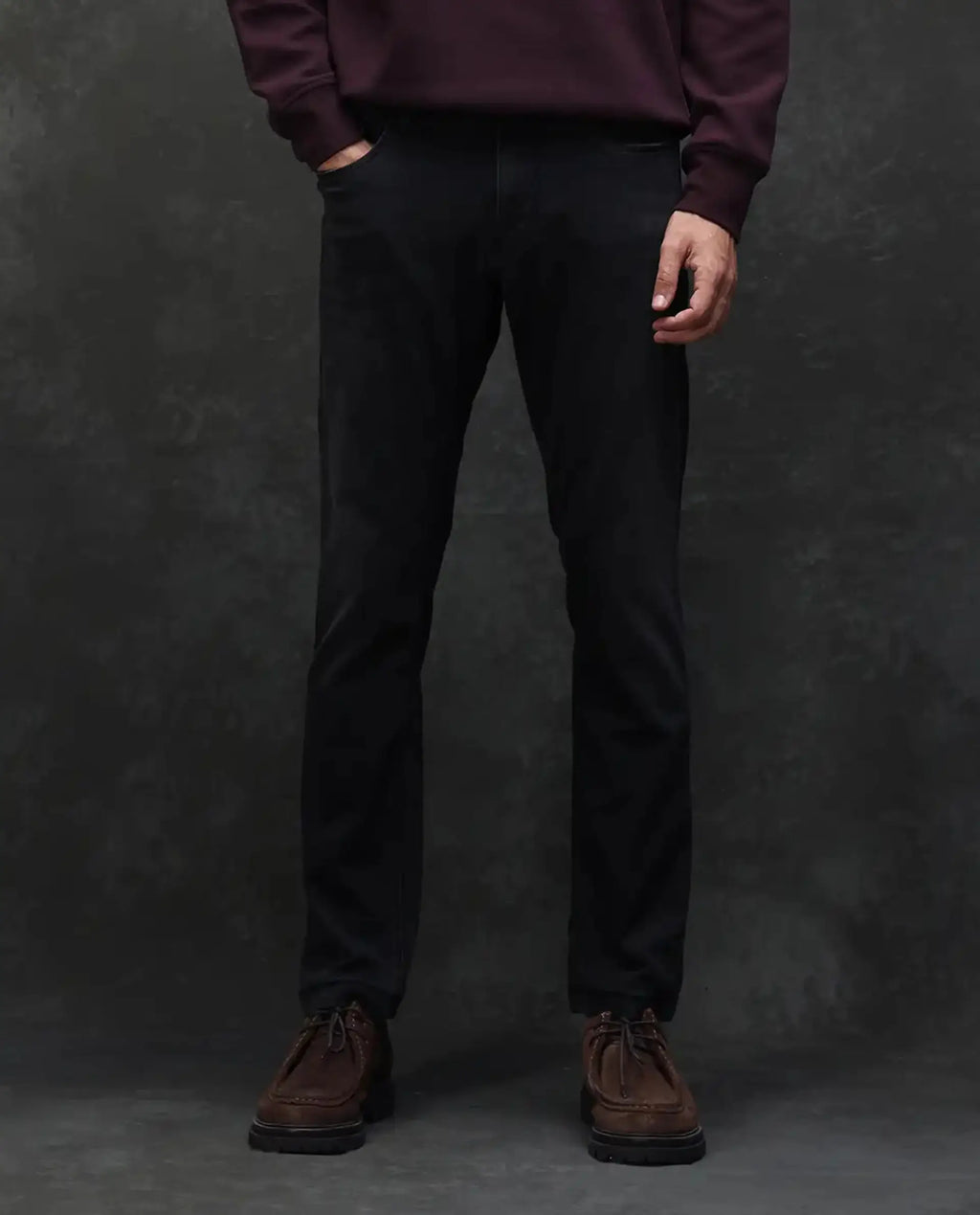 Rare Rabbit Men's Orleans Black Cotton Plain Hawk Slim Fit Jeans