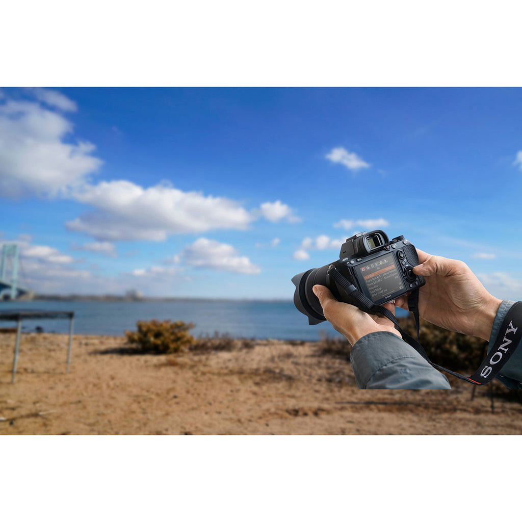 Sony Alpha 7 III with 35 mm Full-Frame Image Sensor (ILCE-7M3K) | 24.2 MP  Mirrorless Camera, 10FPS, 4K/30p, with 28 - 70mm Zoom Lens