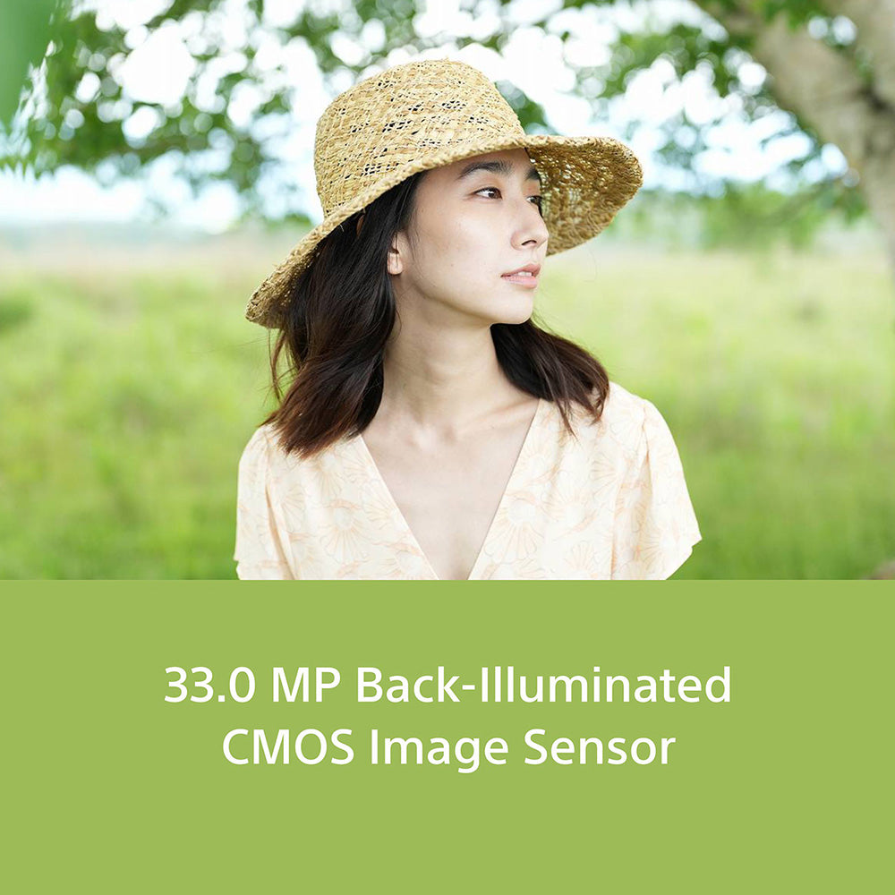 Sony Alpha 7IV Full-Frame Hybrid Camera (ILCE-7M4K) | 33 MP  Mirrorless Camera, 10 FPS, 4K/60p, with 28 -70 mm Zoom Lens
