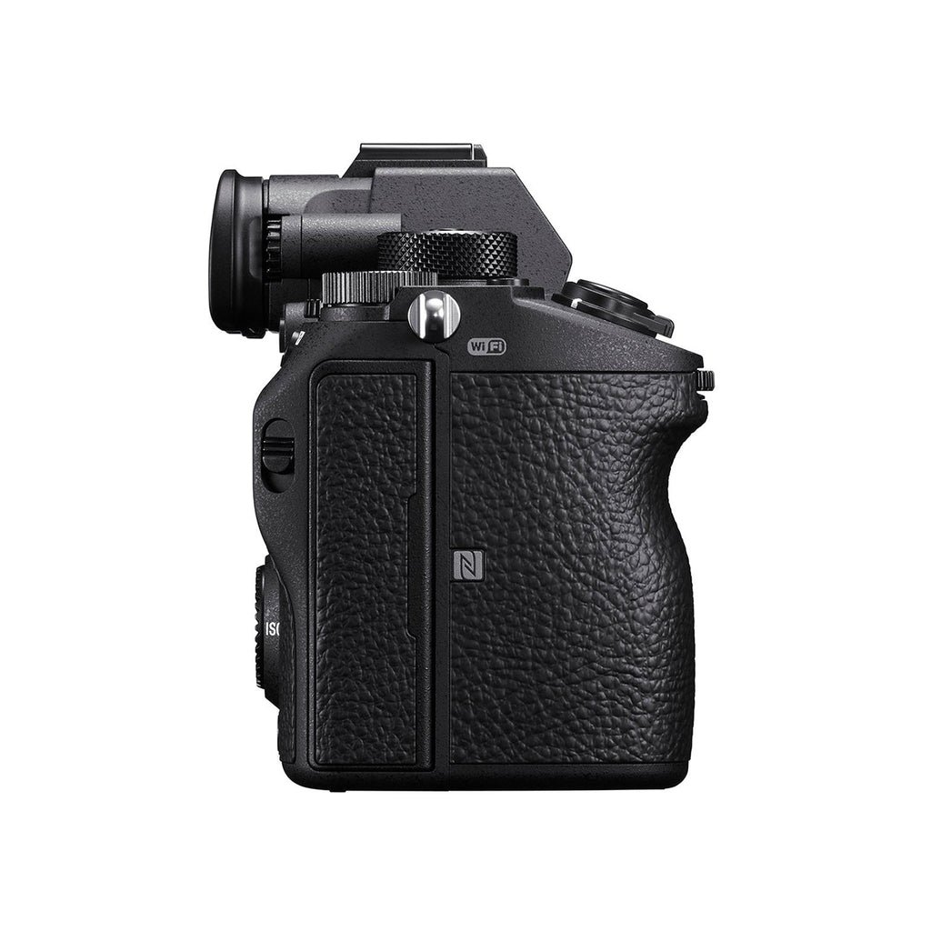 Sony α7R III 35 mm Full-Frame Camera With Autofocus (ILCE-7RM3A) | 42.2 MP Mirrorless Camera, 10 FPS, 4K/30p