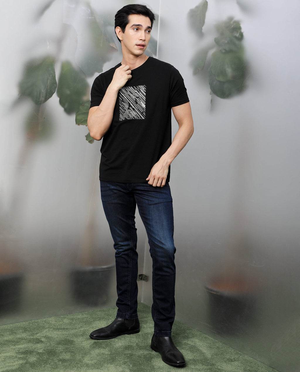 Rare Rabbit Men's Chevillon Dark Navy Cotton Plain Hawk Slim Fit Jeans