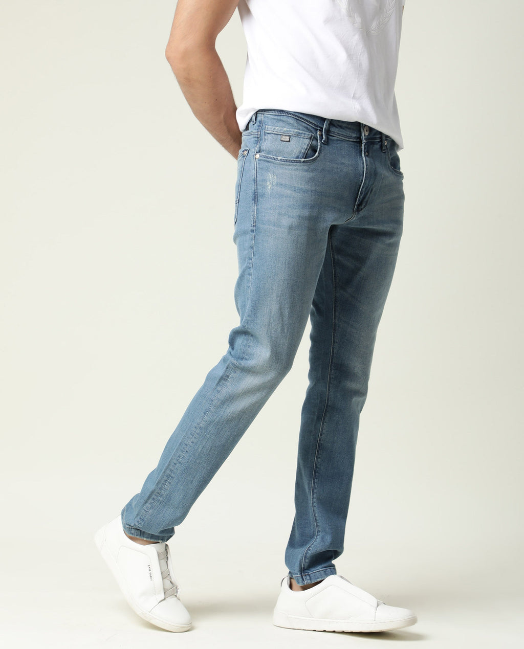 Rare Rabbit Men's Rug-2 Light Blue Cotton Plain Hawk Slim Fit Jeans