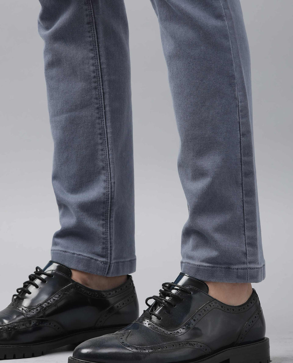 Rare Rabbit Men's Luna Lilac Cotton Plain Hawk Slim Fit Jeans