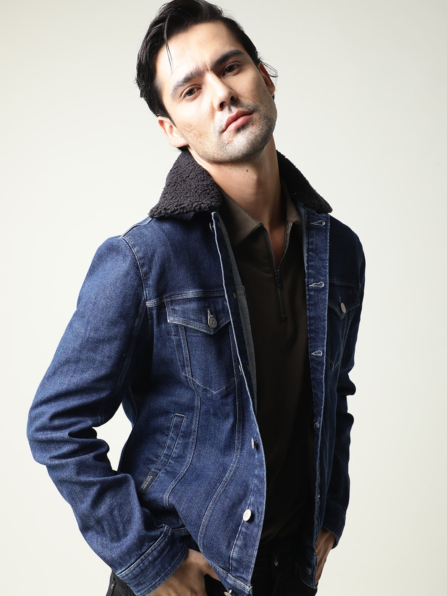 Rare Rabbit Men's Rubix Blue Cotton Blend Plain Regular Fit Full Sleeve Spread Collar Jacket
