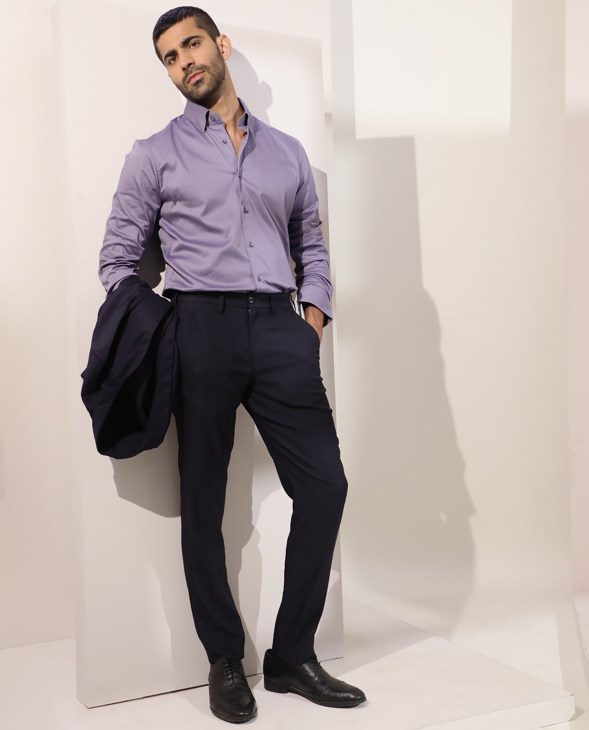 Rare Rabbit Men's Como Light Purple Satin Plain Regular Fit Full Sleeve Collared Shirt