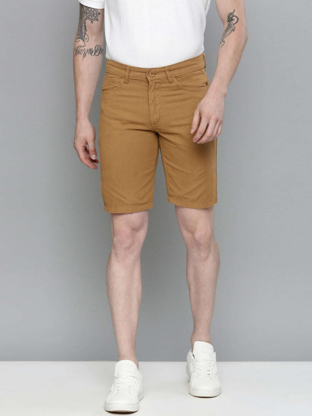Men's Khaki Slim Fit Solid Casual Shorts