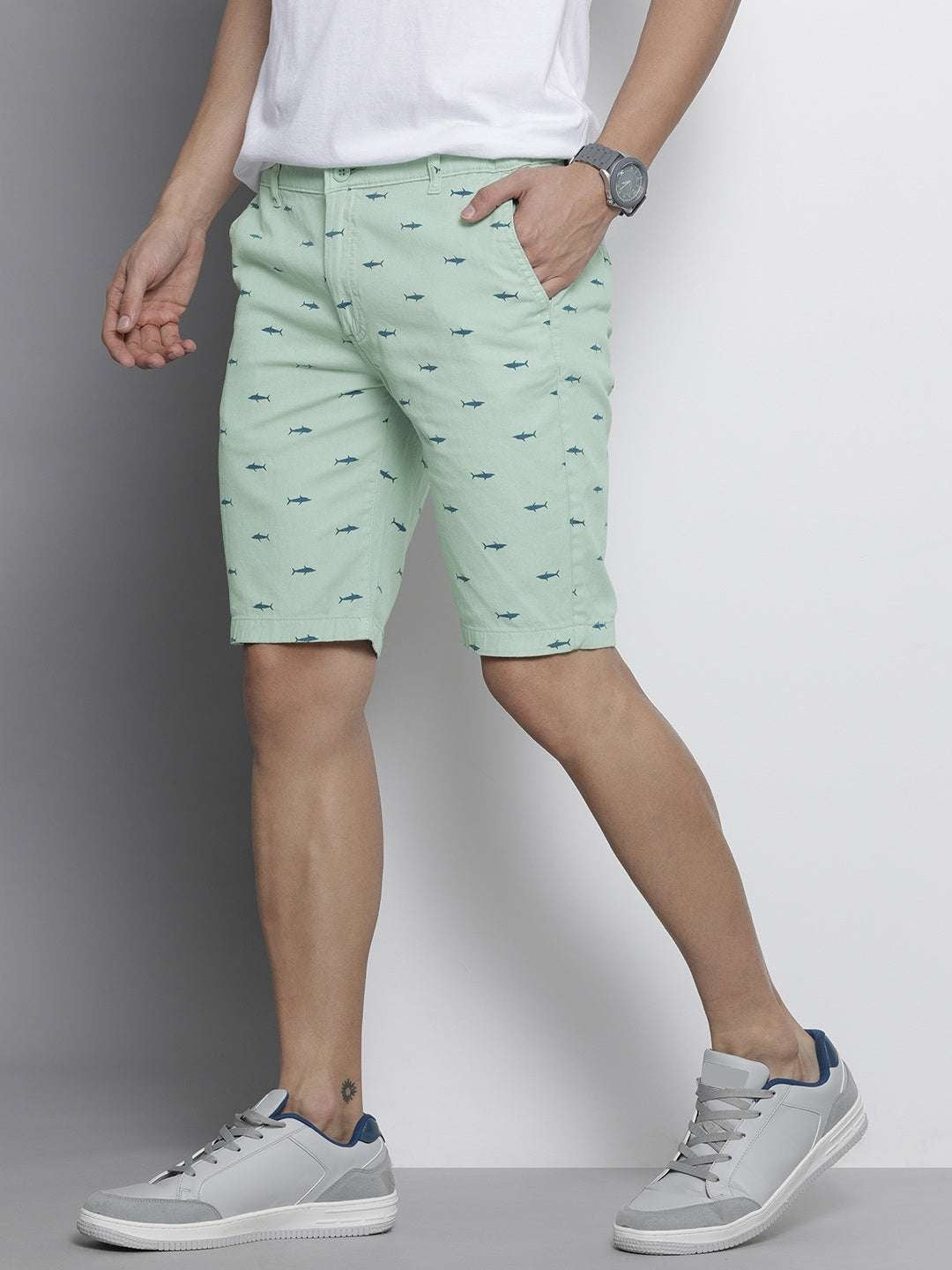 Men's Green Slim Fit Printed Casual Shorts