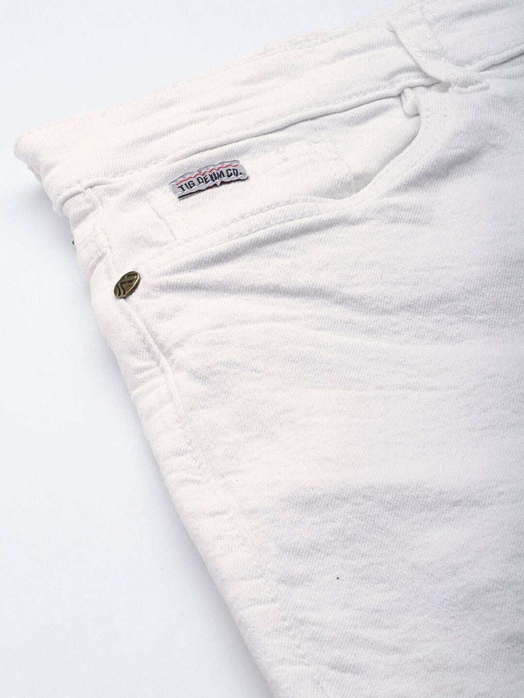 Men's White Slim Fit Printed Casual Shorts