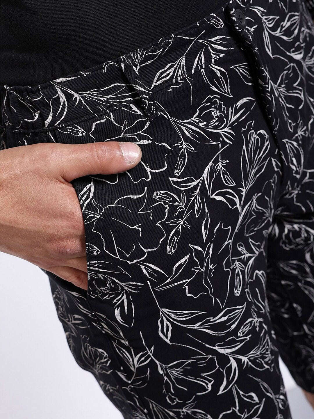 Men's Black Printed Shorts