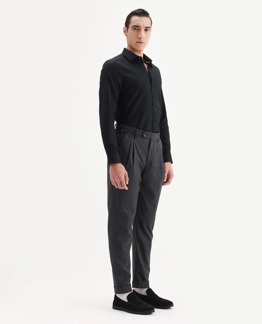 Rare Rabbit Men's Jorin Dark Grey Cotton Plain Relaxed Fit Trouser