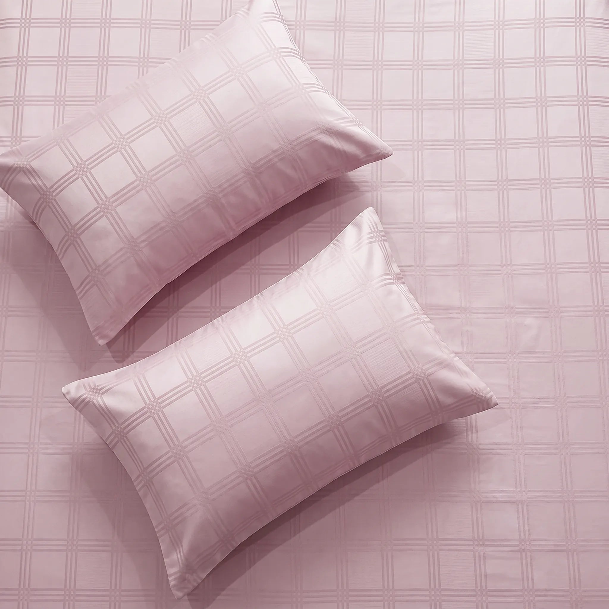 300 TC Super Soft King Bedsheet, Self Woven Checks Design - Pink Checks