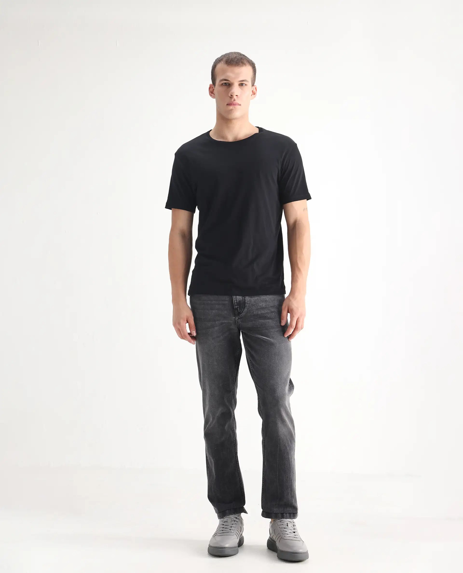 Rare Rabbit Men's Klune Black Cotton Plain Morris Regular Fit Jeans