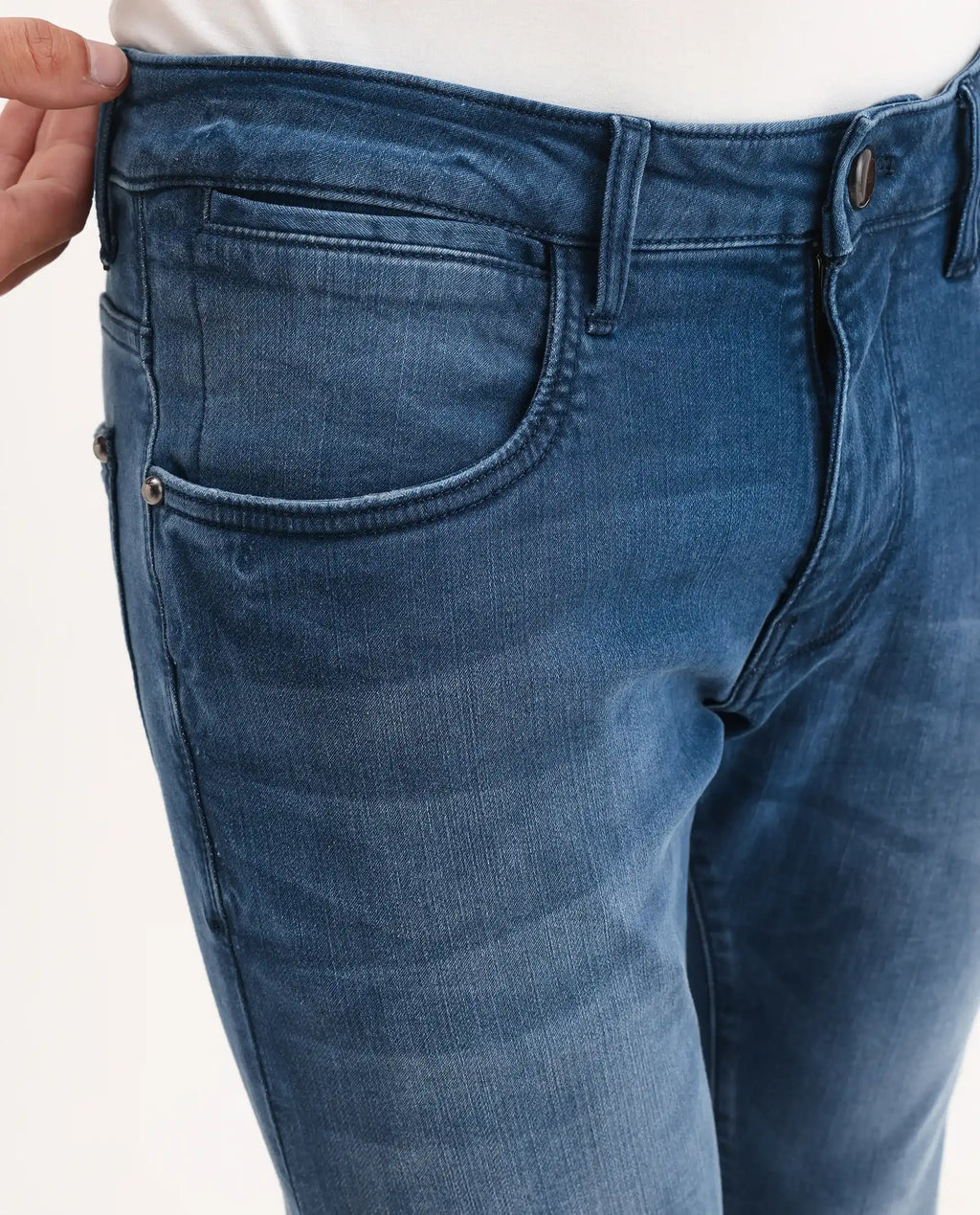 Rare Rabbit Men's Knoxo Blue Cotton Blend Fabric Hawk Slim Fit Plain Jeans