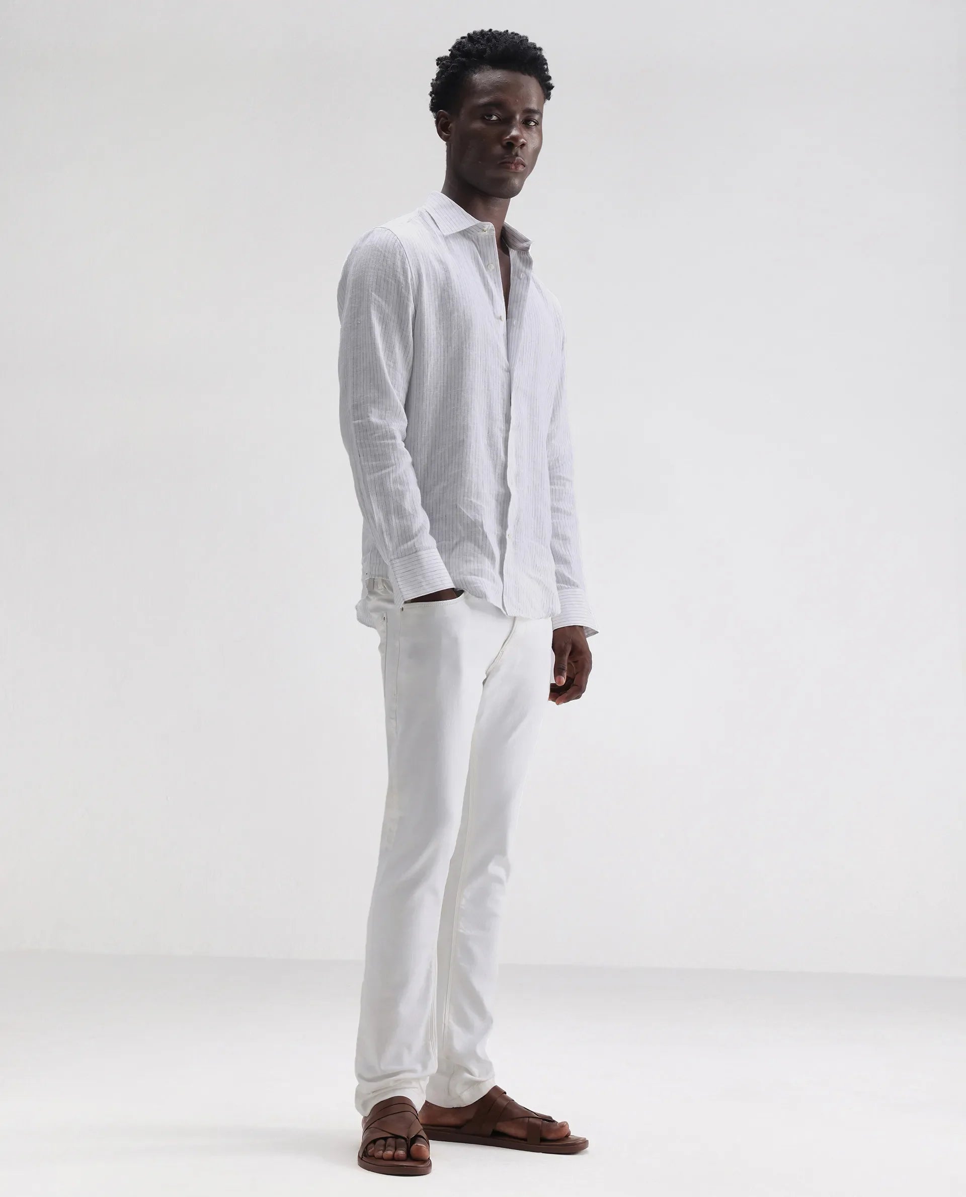 Rare Rabbit Men's Meymac White Cotton Plain Hawk Slim Fit Jeans